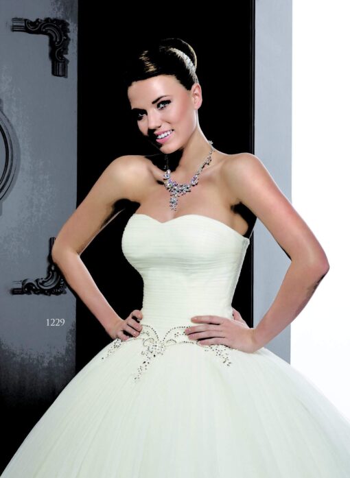 Strapless Sweetheart Wedding Dresses