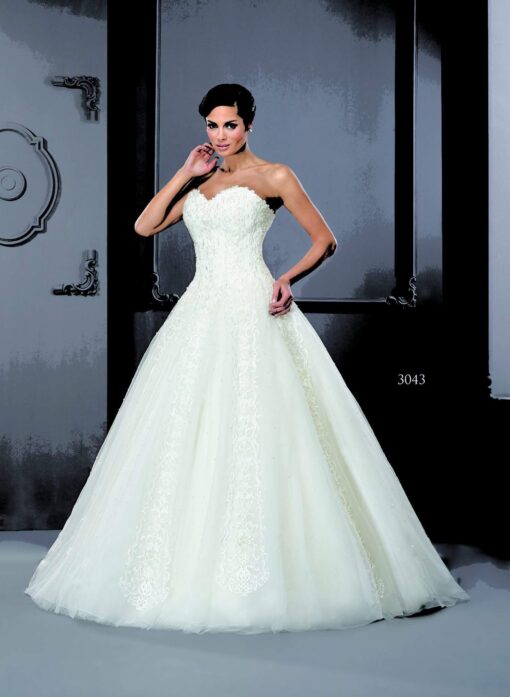 DesignerA lineWeddingGowns