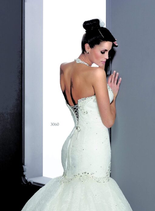 Halter Style Lace up Back Bridal Gowns