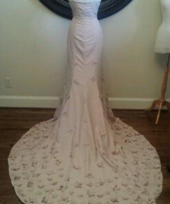 Long Wedding Gown Train With Flowers