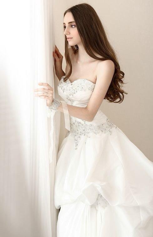 Ruched Bridal Dresses with Strapless Neckline