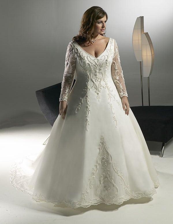 plus size lace wedding dresses with long sleeves