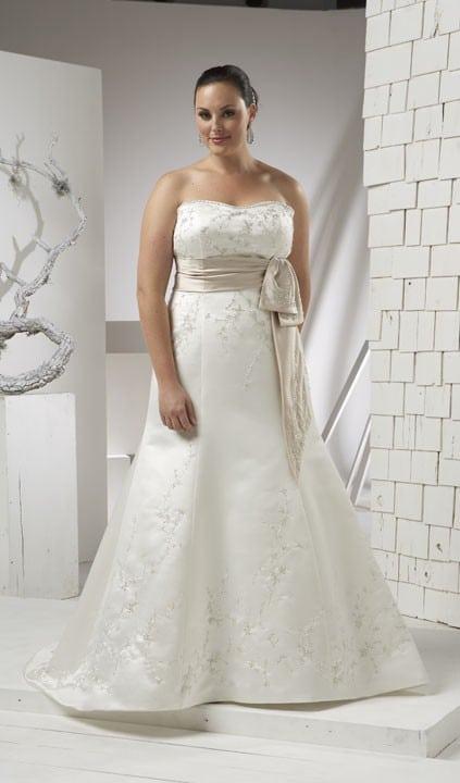 ivory colored wedding gown with sash belt for plus size brides