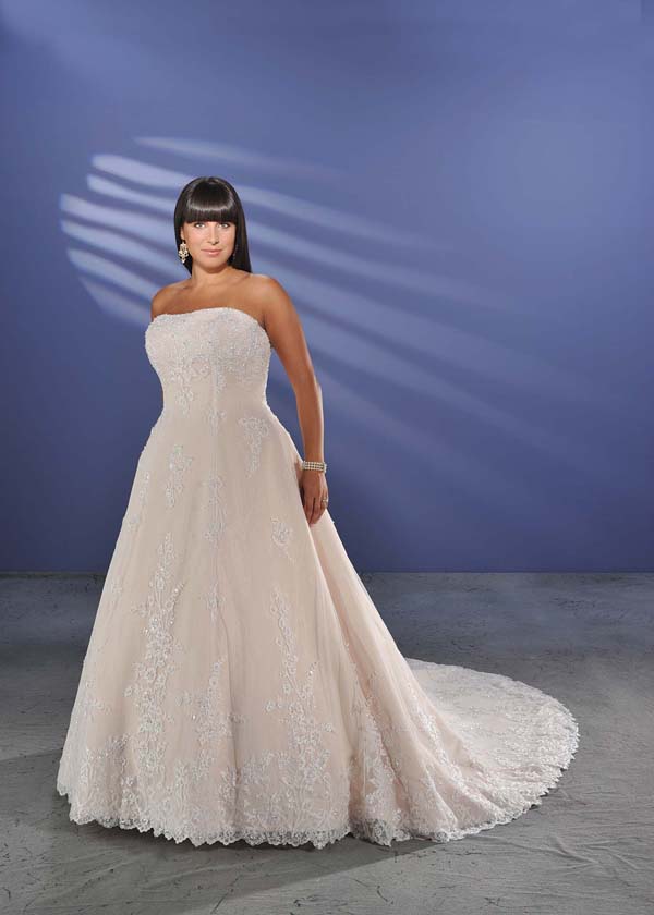 plus size bridal dress for larger women