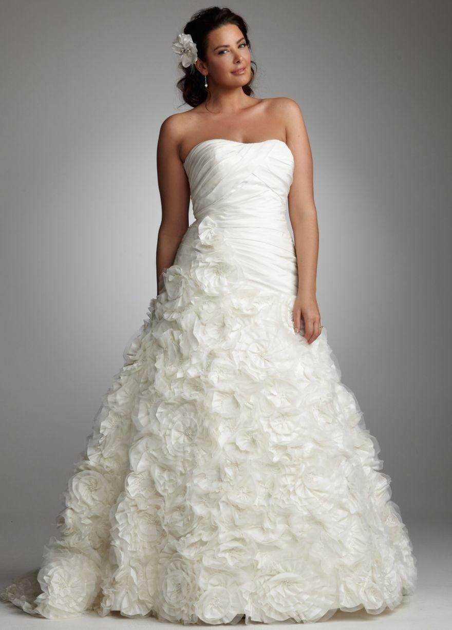 wedding dress for plus sized with ruffled skirt