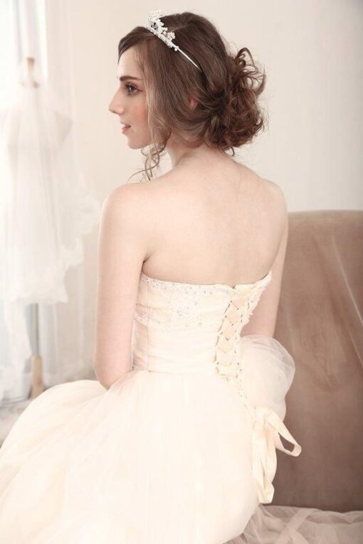 bridal gowns with lace up backs