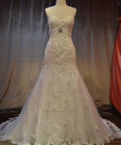 Chapel Train Wedding Dresses