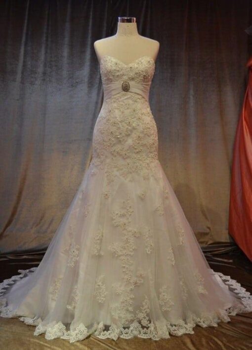 Chapel Train Wedding Dresses