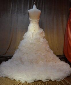 wedding dresses with sweep train