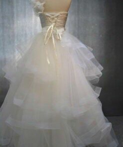 lace up wedding dresses