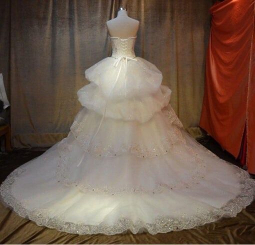 long wedding gown trains