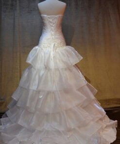 lace up back wedding dresses