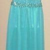 sleevless ferozi colored evening gown