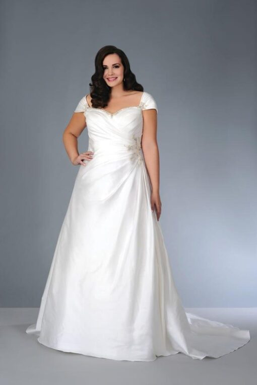 PlusSizeWeddingGownwithCapSleeveandA lineBodice