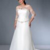 Three Quarter Length Sleeve Wedding Dress for Plus Size Bride