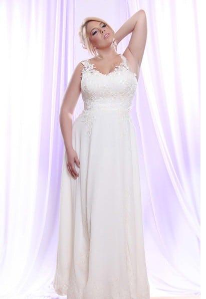 DariusCordell BeautifulPlusSizeWeddingDresswithLaceStraps