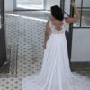 backofaCrochetLacePlusSizeWeddingGown DariusCordell