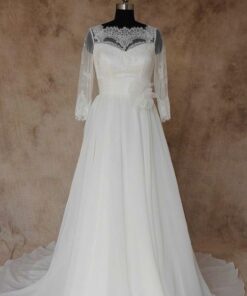 Long Sleeved Plus Size Wedding Dress with