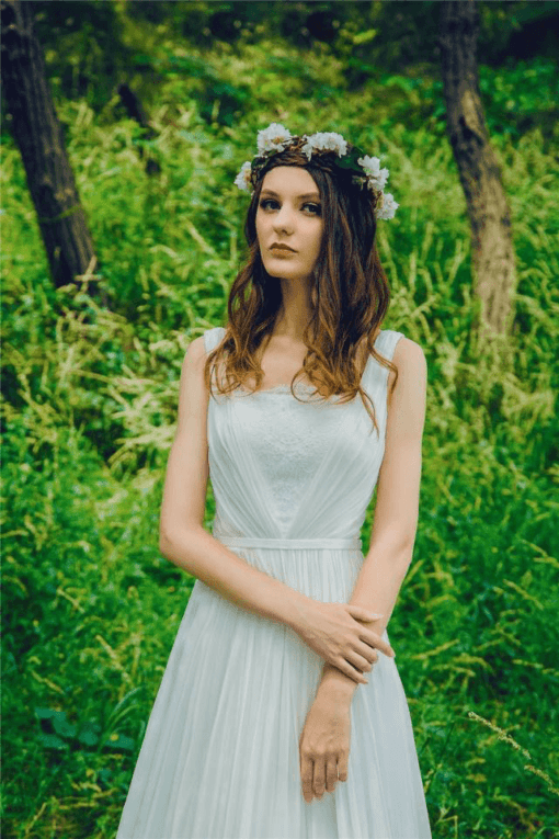 sleeveless bohemian wedding gowns