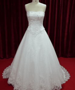 ball gown lace wedding dress