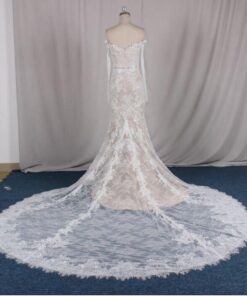 chapel length wedding gown train