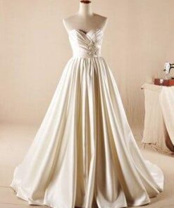 Style wd1561 Ivory colored Wedding Dresses