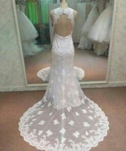 keyholebacklacebridaldresses dariuscordell