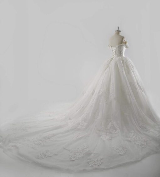 backribbonweddinggown dariuscordell