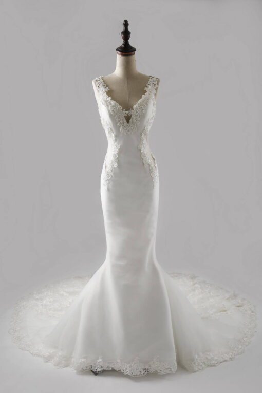 sleevelessdesignercouturebridaldresses dariuscordell