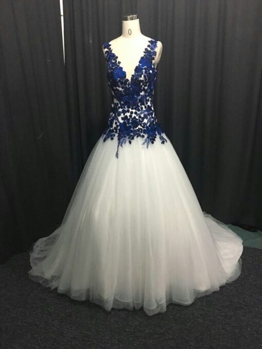 whiteandbluecoloredweddingdresses dariuscordell