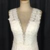 v necklinebridaldresses dariuscordell