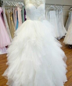 byb  illusionnecklinelacebridalgown dariuscordell