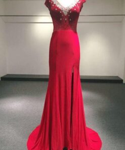 Style#Apr Redcapsleeveeveninggown DariusCordell