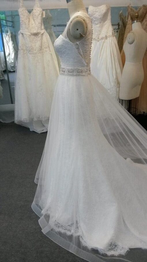 Style#FA IMP SideofSleevelessA LinelaceBridalDressfromDariusCordellCoutureFashionDesigns