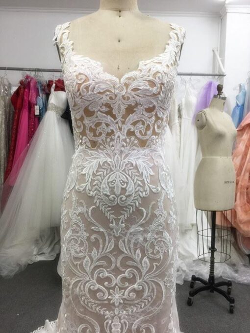 Style#sunSleevelessWeddingDresswithEmbroidery