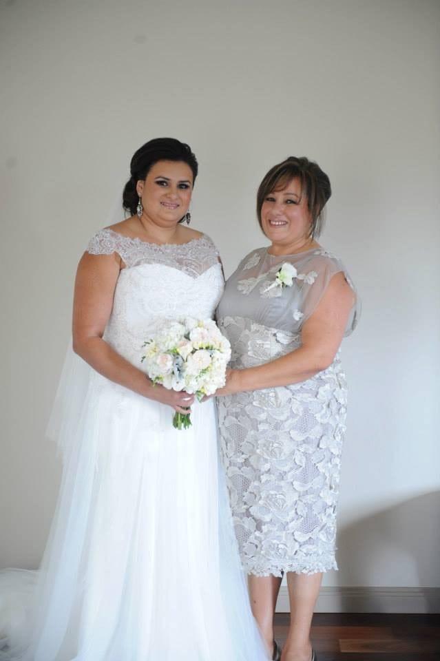 plus size cap sleeve wedding dress