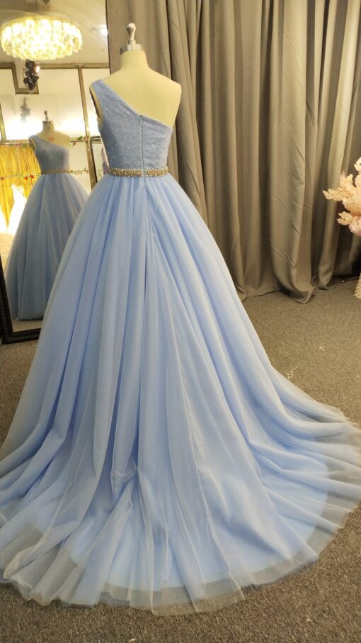 C2020-LDuff2 - Pastel Blue Evening Gown from Darius Cordell